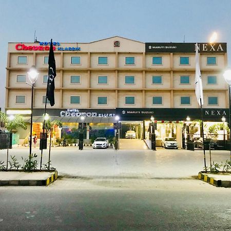 Hotel Chevron Klassik Ludhiana Ngoại thất bức ảnh